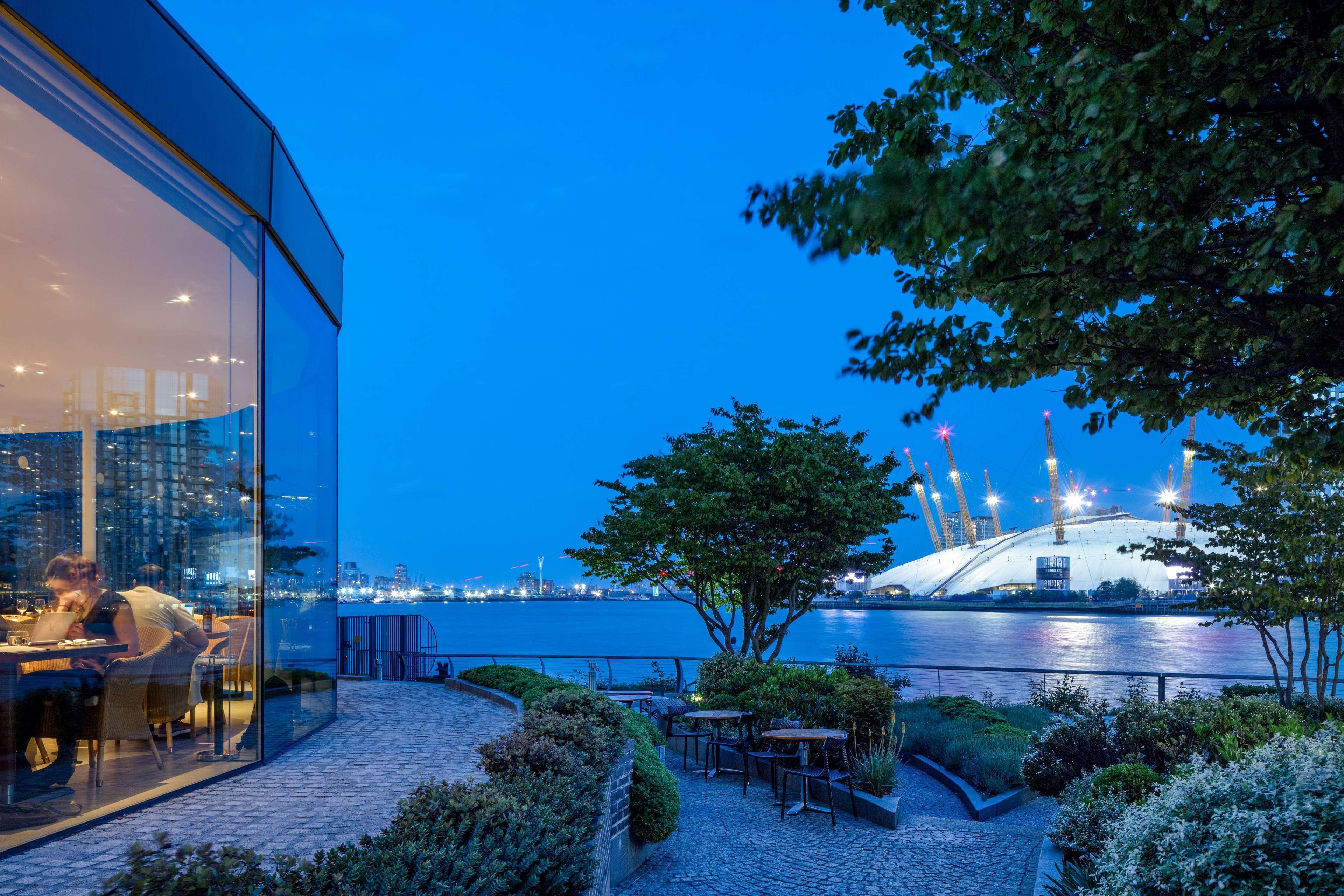 Radisson Blu Hotel, Canary Wharf East Лондон