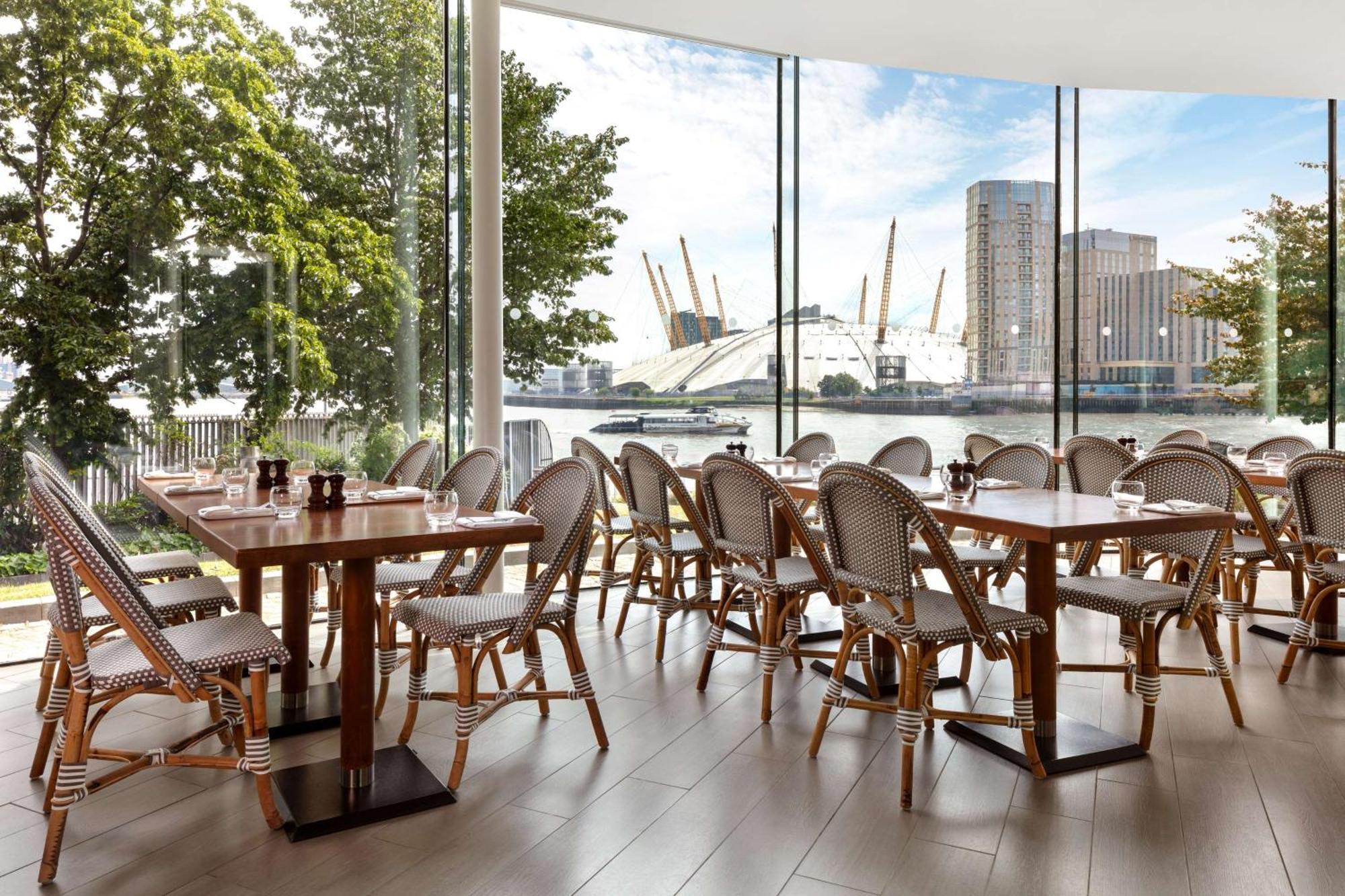 Radisson Blu Hotel, Canary Wharf East 4* Лондон