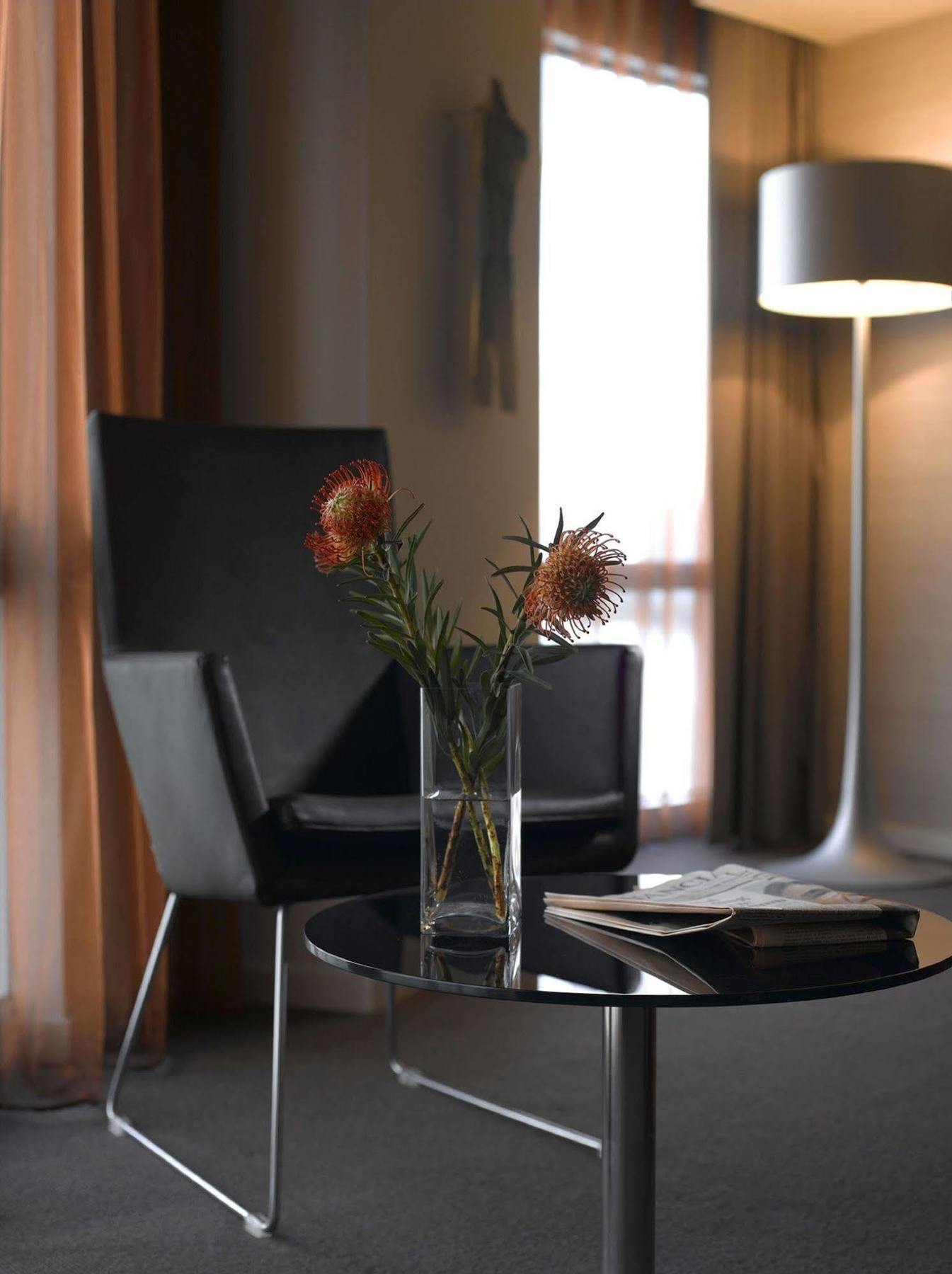 Radisson Blu Hotel, Canary Wharf East Отель 4*